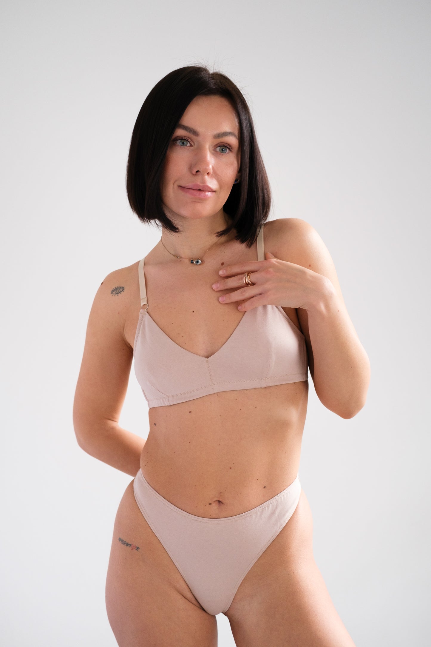 BASIC-String / Beige